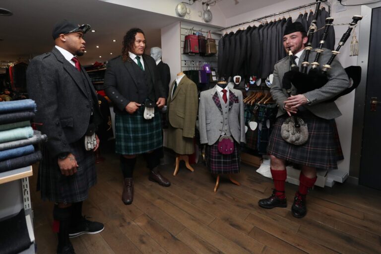 JGrahamPiper with guys NFL Edinburgh